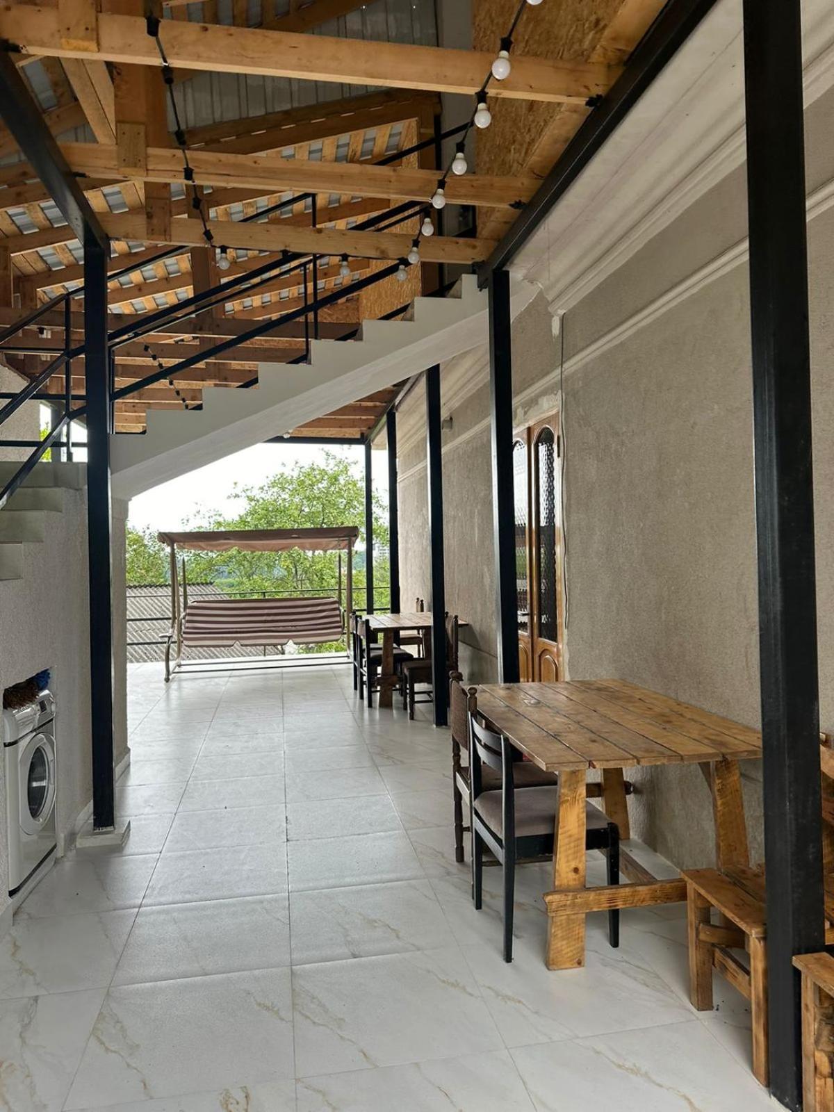Shamil House Guest House Makhinjauri Luaran gambar