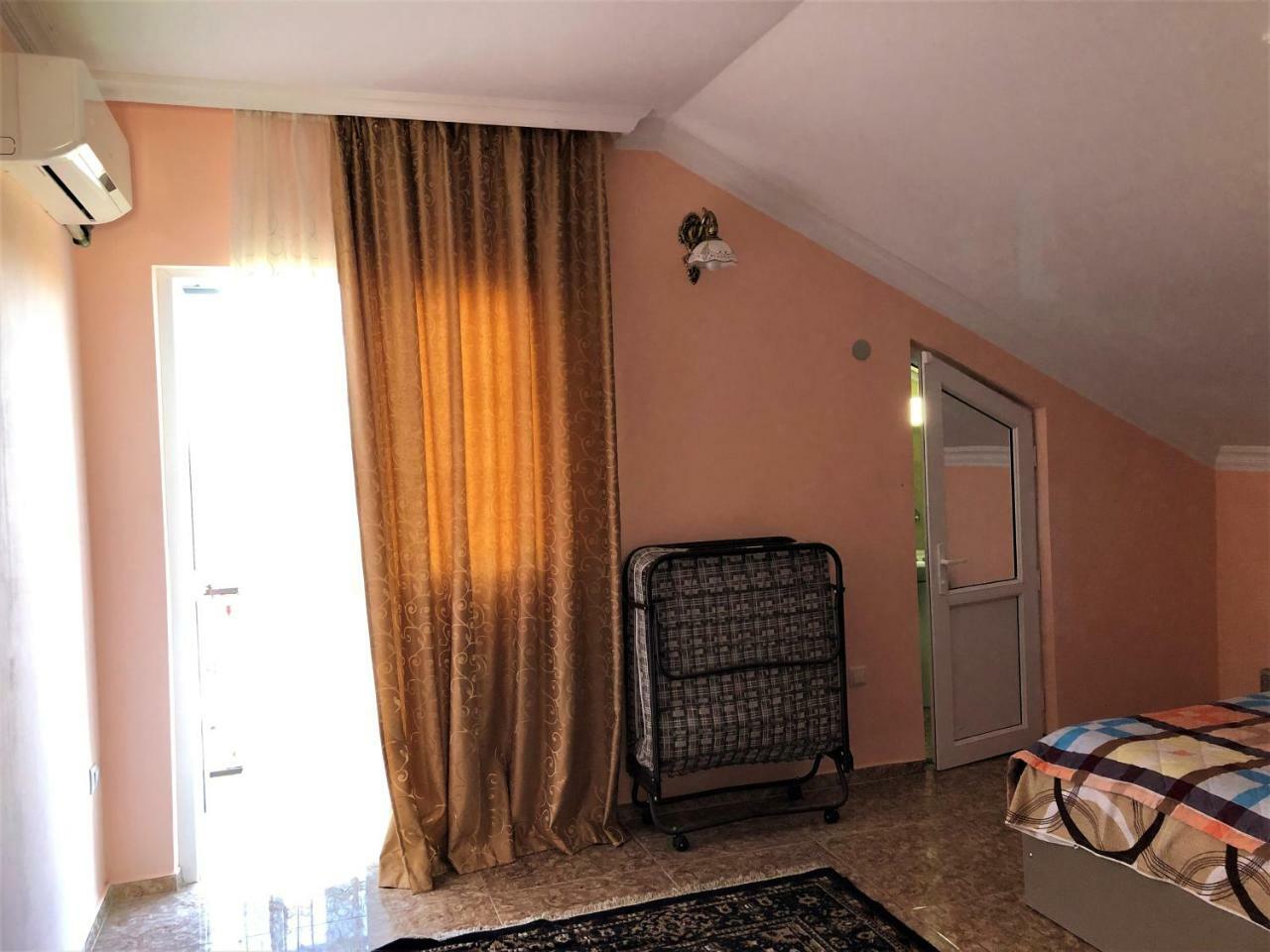 Shamil House Guest House Makhinjauri Luaran gambar